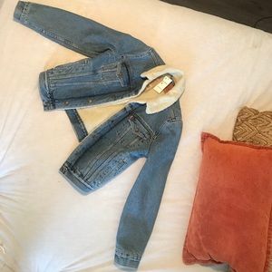 Levi’s Original Trucker Jean Jacket with Sherpa